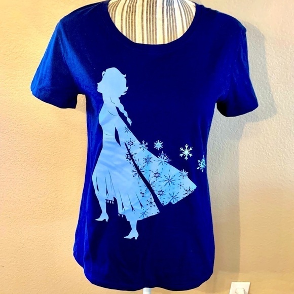 NWT Frozen II Tee Small Dark Blue Light Blue Shadow Image Disney Cotton - Picture 1 of 13